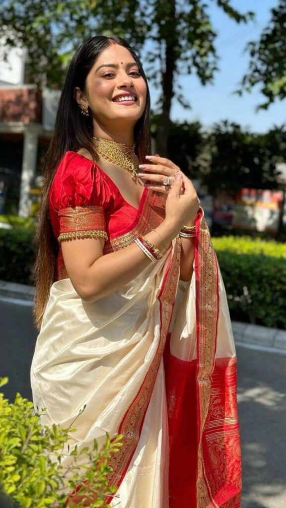 Bengali Saree Captions written in Bengali Language